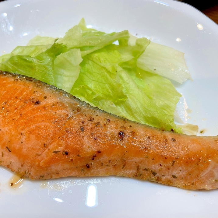 鮭のハーブソルト焼き レシピ 作り方 By まゆぱとら 楽天レシピ 鮭のハーブソルト焼き レシピ 作り方 By まゆぱとら 楽天レシピ